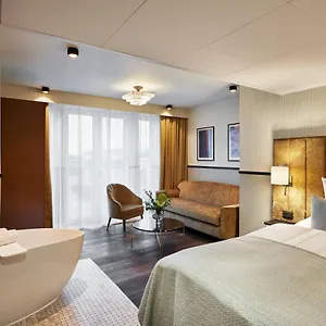 Hotel Wide ****